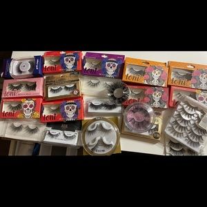 Lashes new still in box